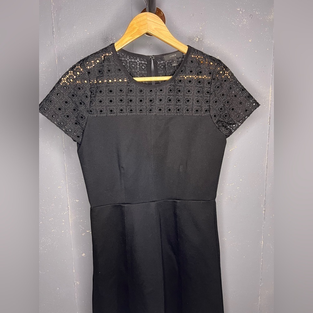 J Crew Stretch Eyelet Dress (4) - Picture 5 of 7